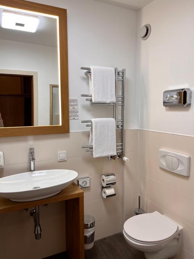 Hotel Loewen Reit im Winkl Kültér fotó